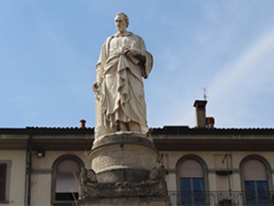 Statua di Alessandro Volta